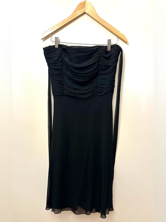 Maggy London Dresses & Skirts - Maggy London Black Ruched Bodice Evening Gown